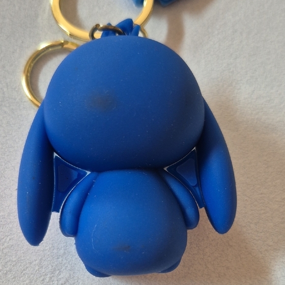 Blue Light-up Stitch Keychain - Picture 3 of 6